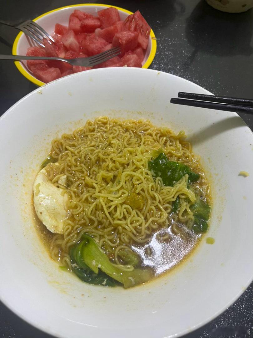晚餐 