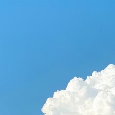 坦途，总有曲折的道路，不要去管下⼀段的道路是平坦或是泥泞，只要不去害怕那些未知的