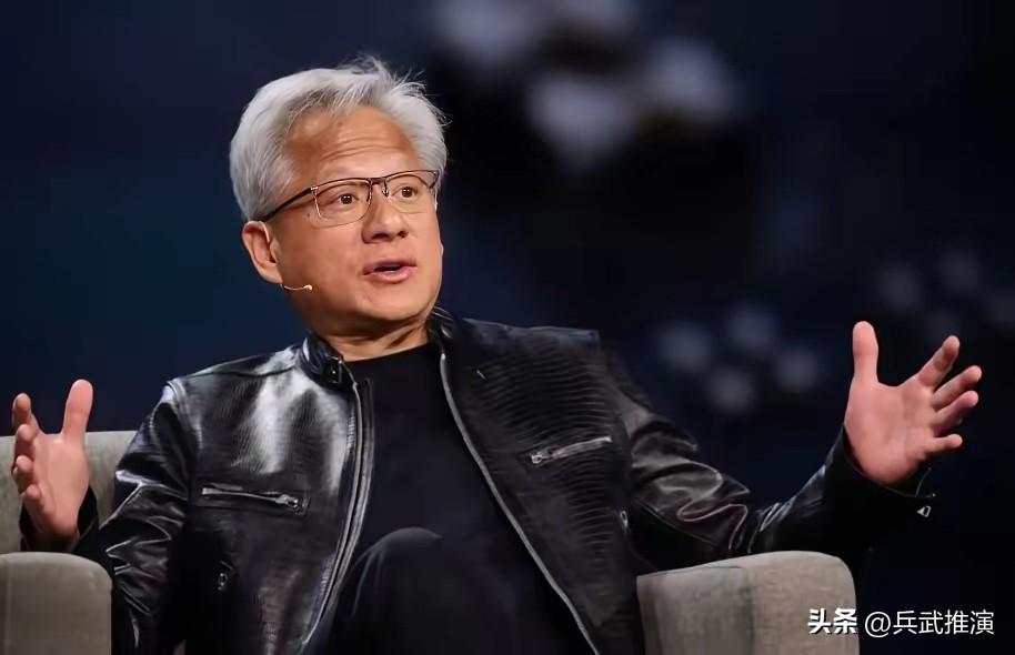 黄仁勋嘲讽美国政客没脑子，你把芯片白给解放军用，人家也不会用。

黄仁勋当着全球