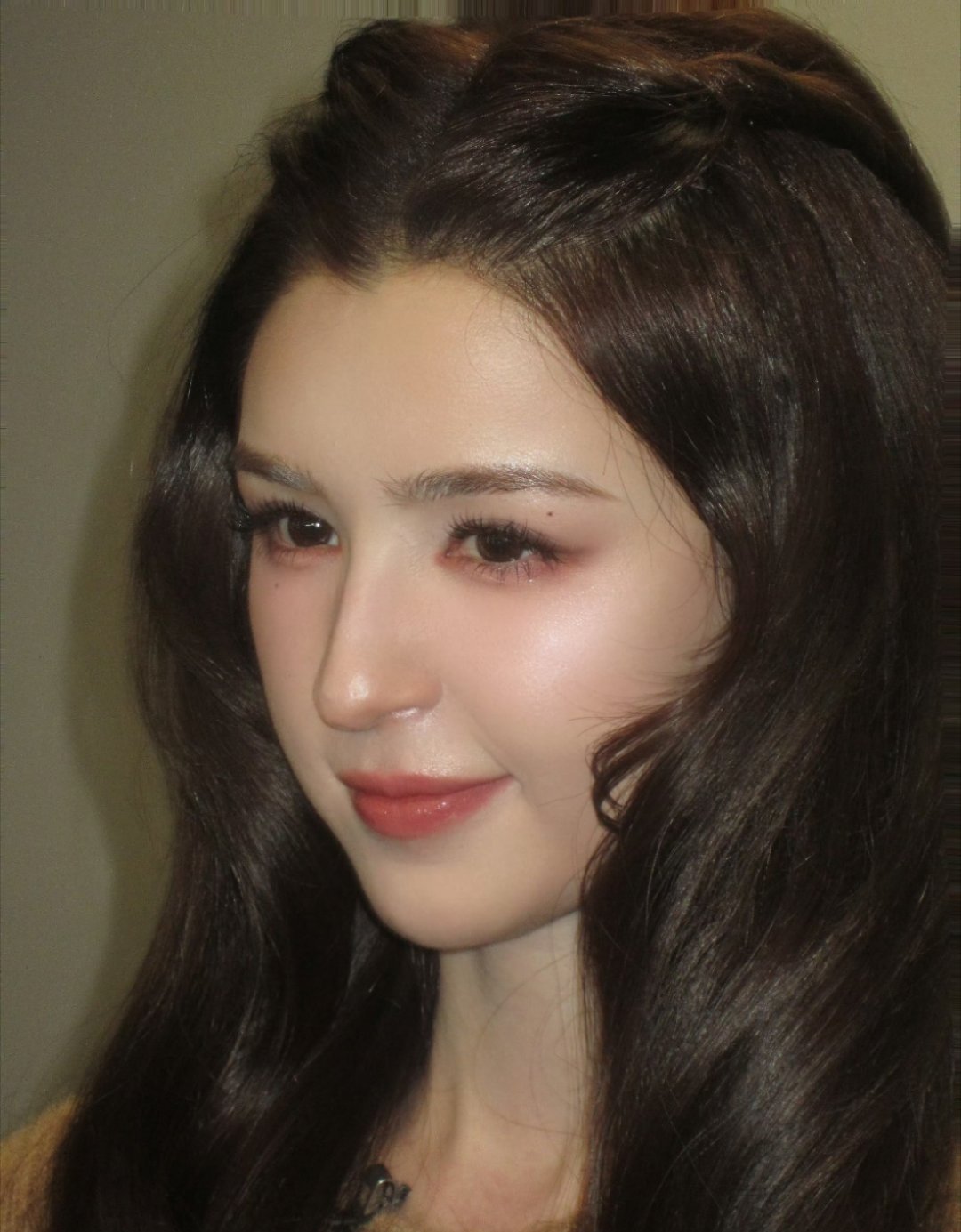 哈尼克孜你好漂亮你知道吗?多多更新 我要看多多的你