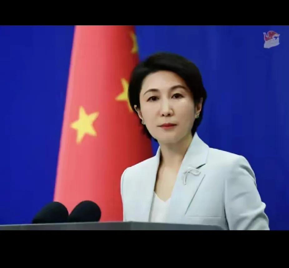 日本这波“又菜又爱玩”的操作，简直笑掉大牙！
 
高市早苗刚放话“不排除武力介入