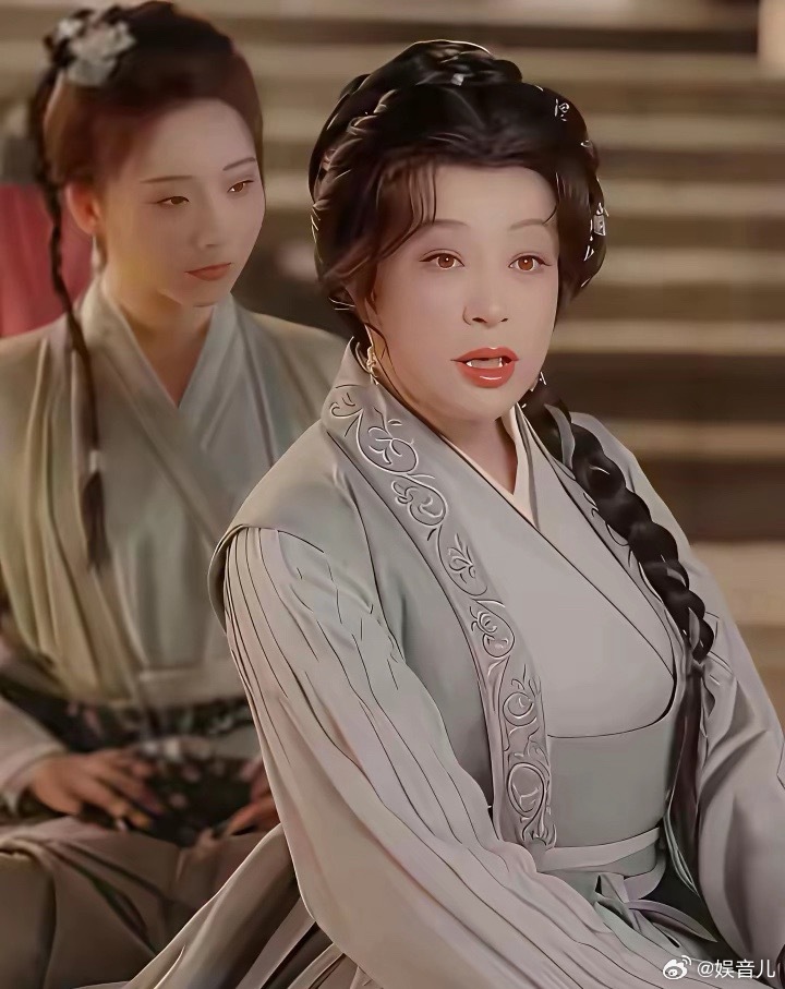 刘晓庆扮演少女评论区哗然，难道都没有新人推出了，居然让一个年迈七旬的老人去演刘晓