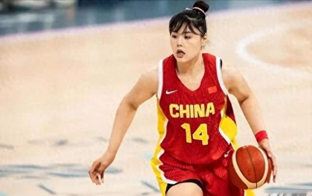 李月汝回家韩旭出国，李梦等了一年多，三个人谁能先找回状态。