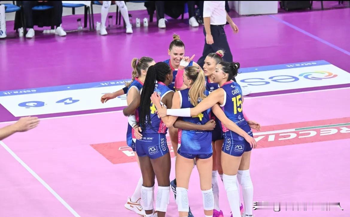 2024-2025赛季意大利🇮🇹女排联赛常规赛第十二轮，斯坎迪奇3-2蒙扎(