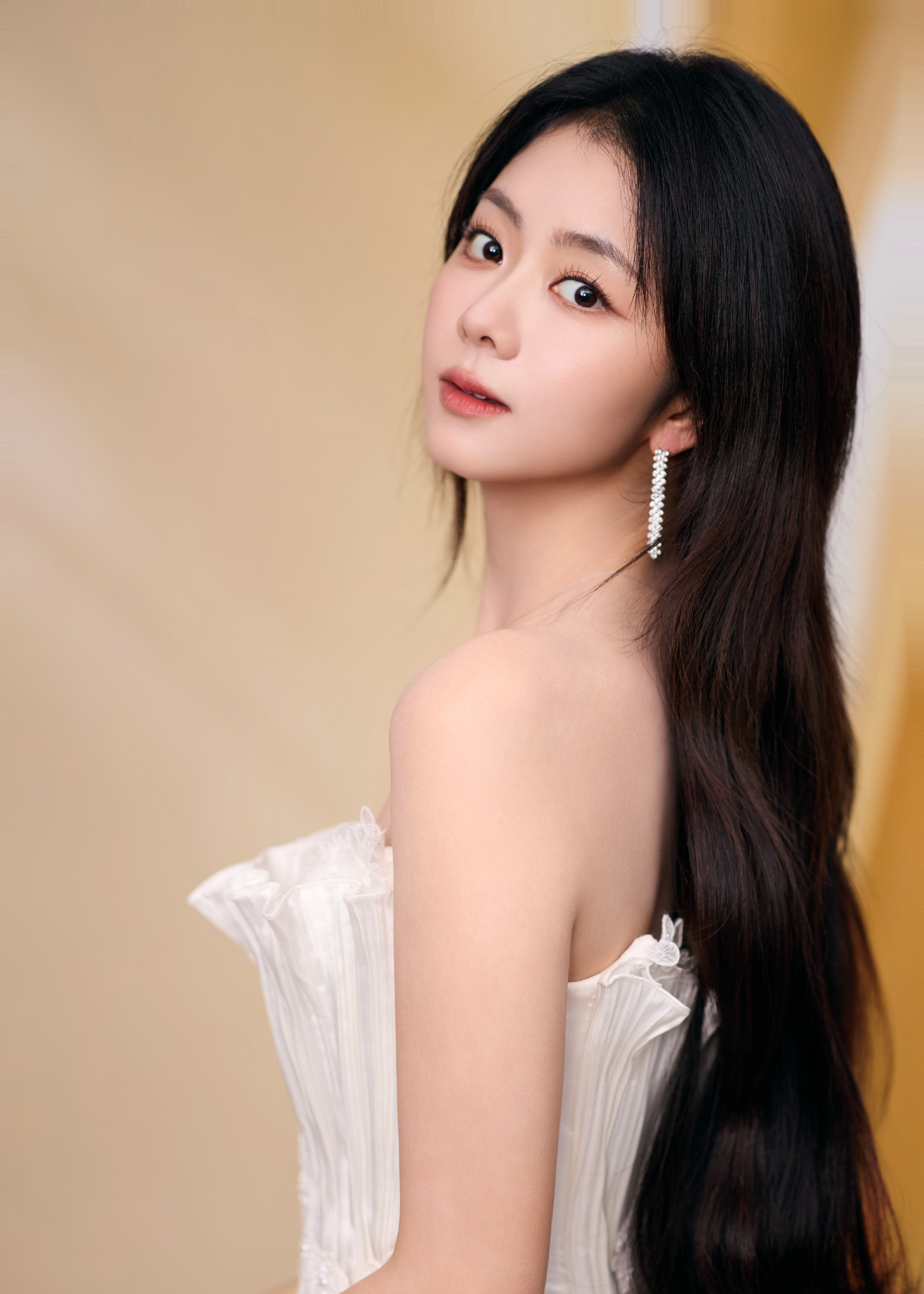 谭松韵[超话]  tsy谭松韵兰香如故 tsy 谭松韵许兰香有完没完，天使下凡不