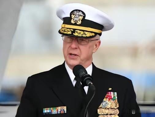 美国海军作战部长达里尔・考德尔公然喊话，要求中国立刻停止建造军舰。消息传开，网友