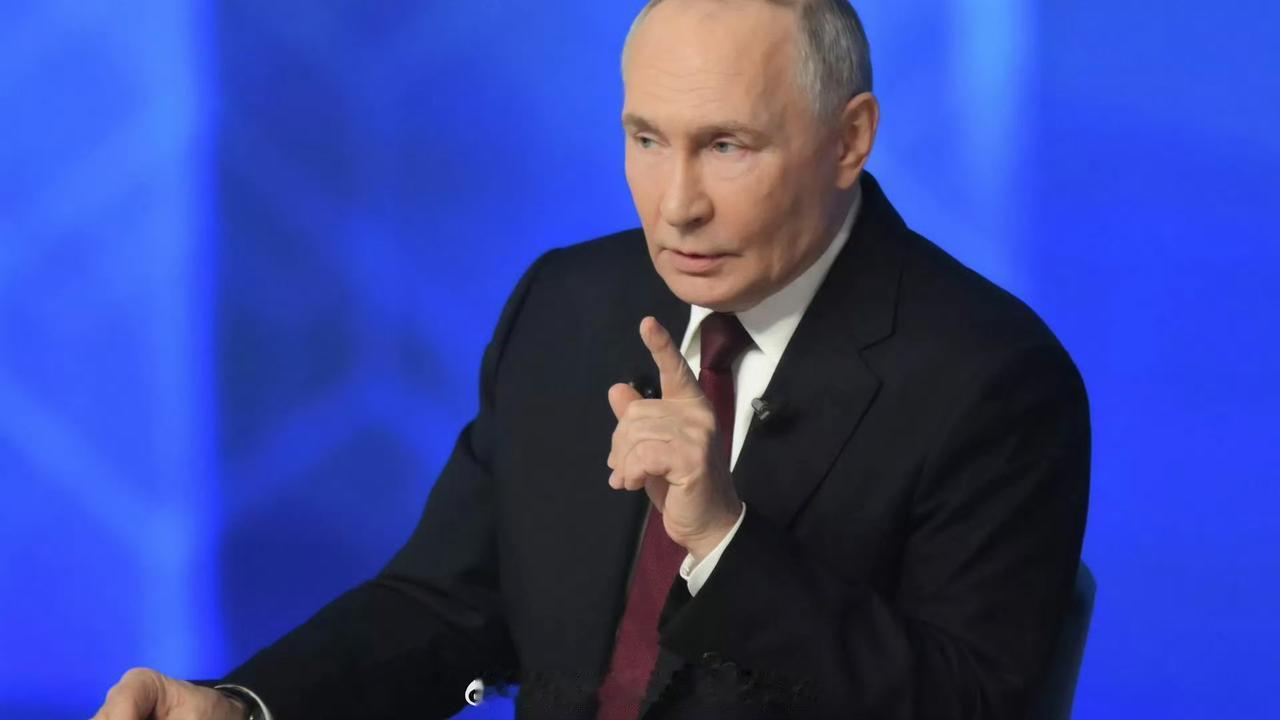 俄罗斯对外情报局一则“英国和法国正准备向基辅转交核武器”的消息，捅了马蜂窝了，感