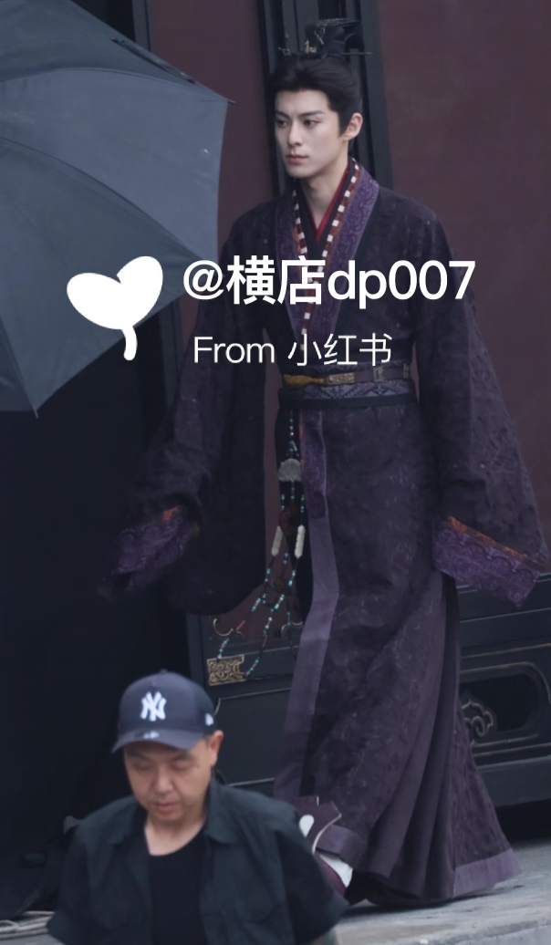 咋这么嫩，感觉完全14岁吧谢谢