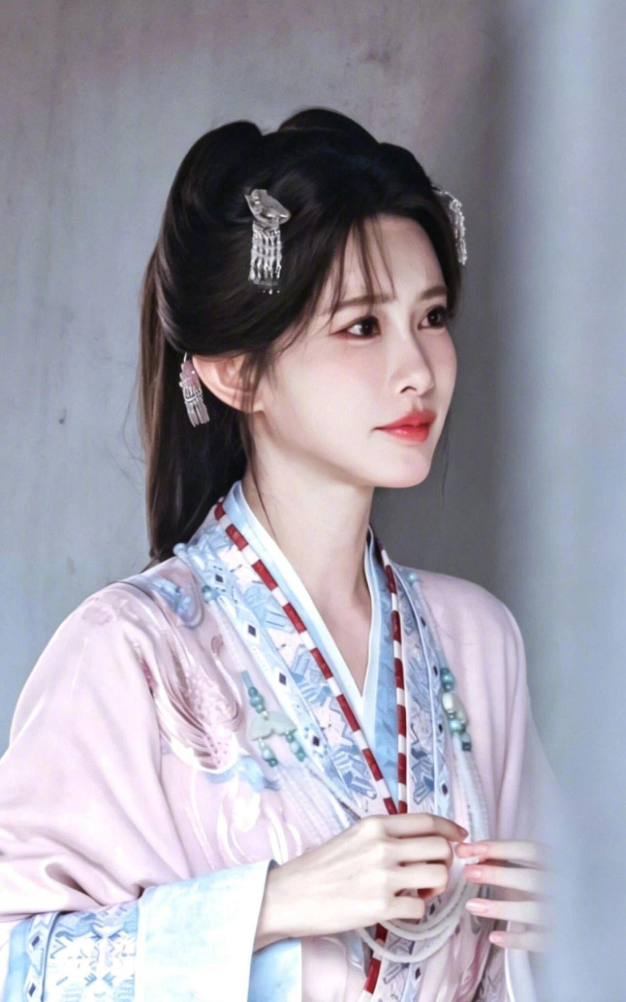 孟子义是怎么做到每一套古装都这么美的 