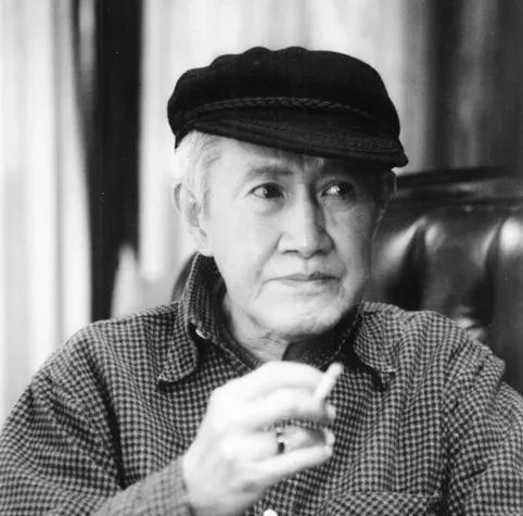 1979年，两次被捕入狱的木心出狱后，竟被聘为上海交通大学的教授，可他却毅然放弃