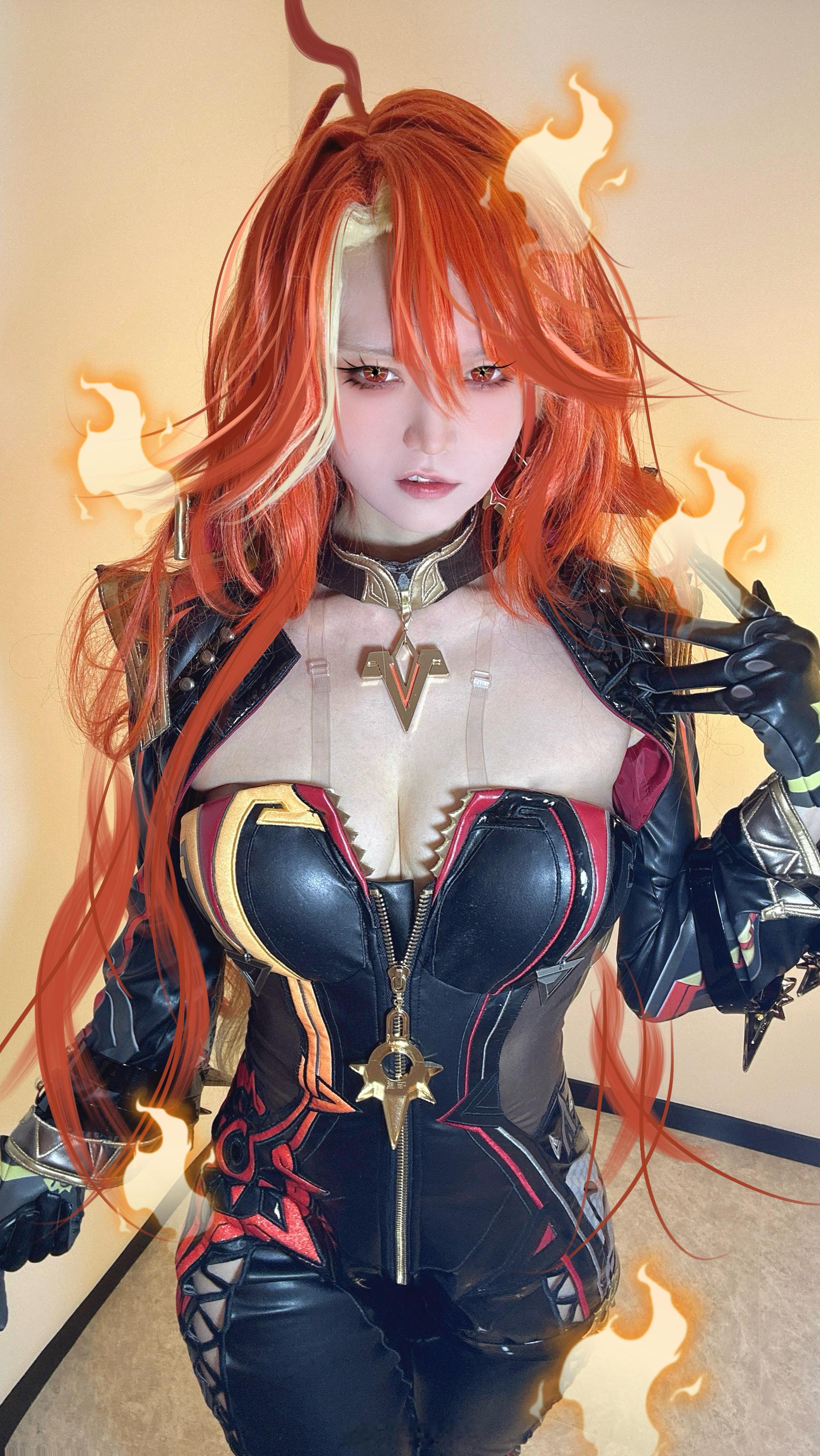 COS[超话]  cosplay  原神  玛薇卡[超话]  被封了，重发的 