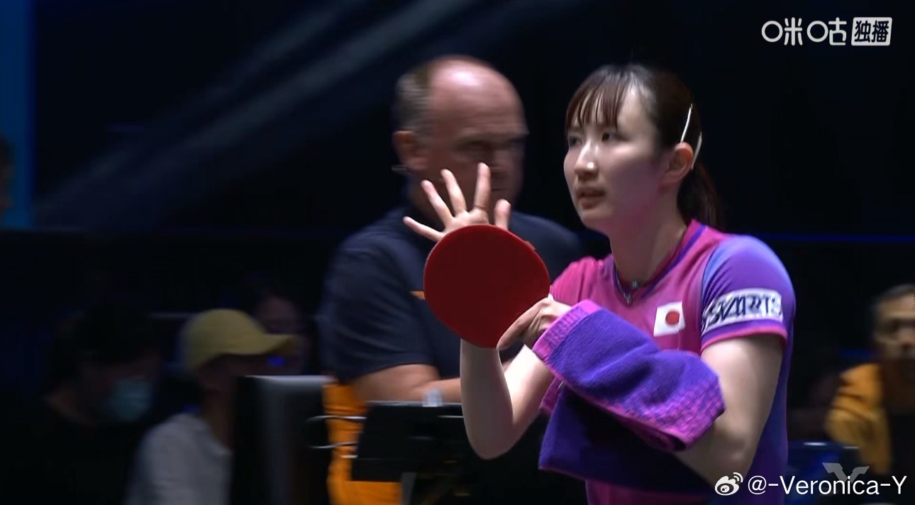 2025瑞典大满贯女子单打32-16早田希娜3-0申裕斌（11-4 13-11 