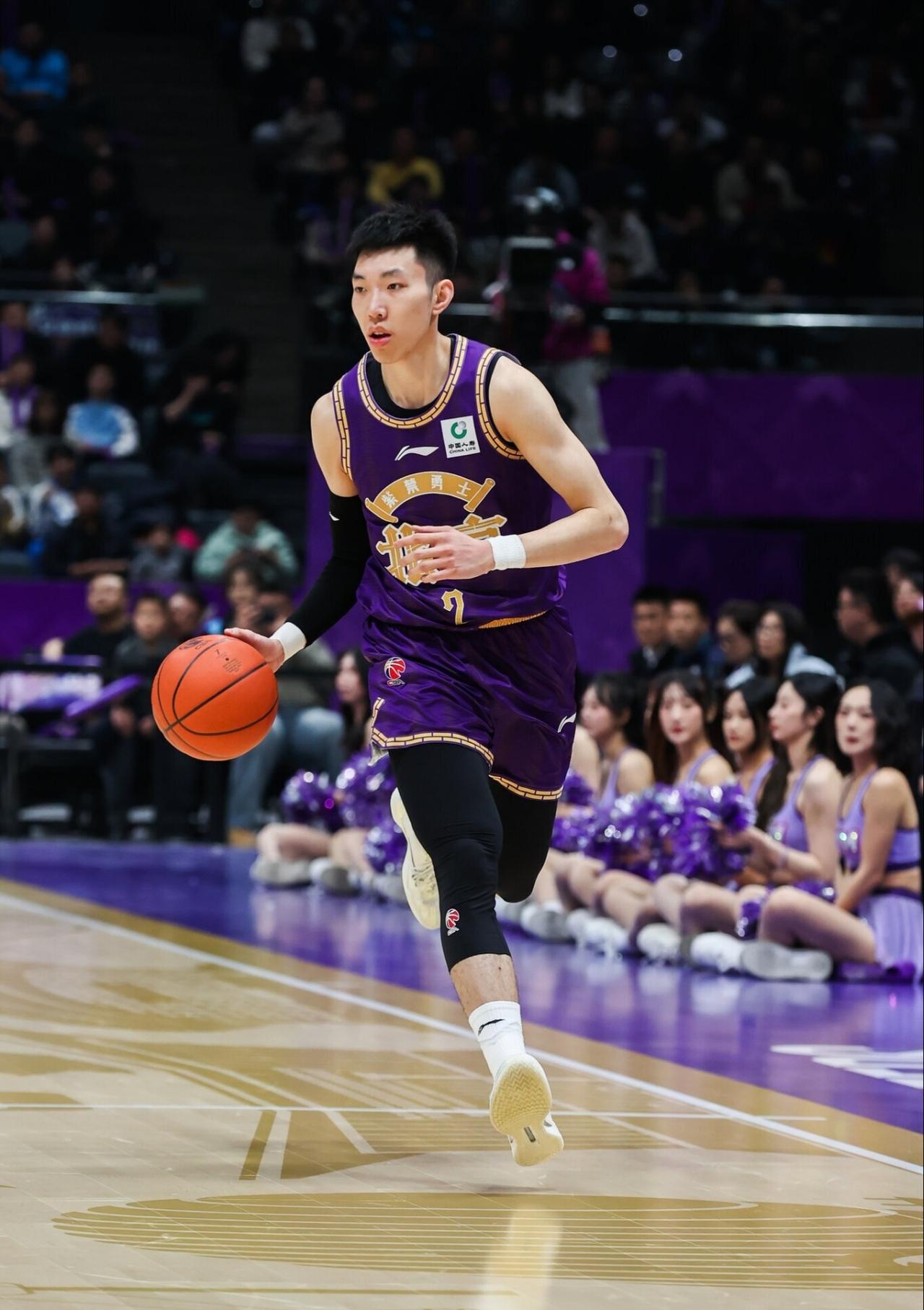 中国男篮新核心——廖三宁！
CBA联赛开启中国男篮唯一发挥高效稳定的国家后卫。