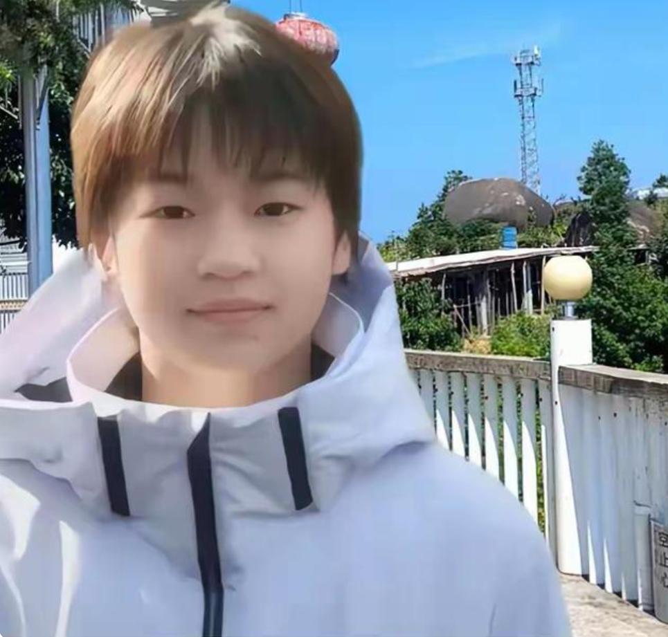 全红婵近照曝光，瘦了一大圈，女大十八变，越来越漂亮了！娱乐