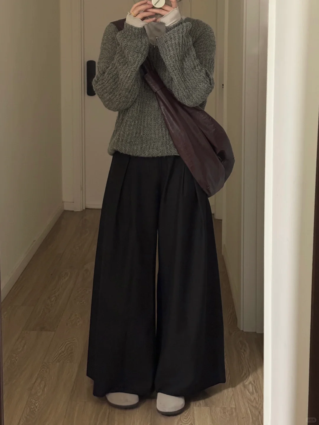 好秋冬韩系复古灰绿风衣叠穿灰针织毛衣📼