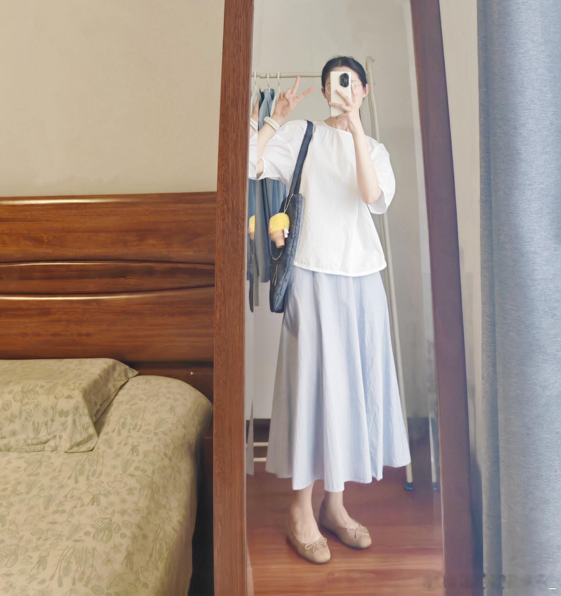 ootd|今日穿搭一周只上四天班，幸福感好强啊🥰 