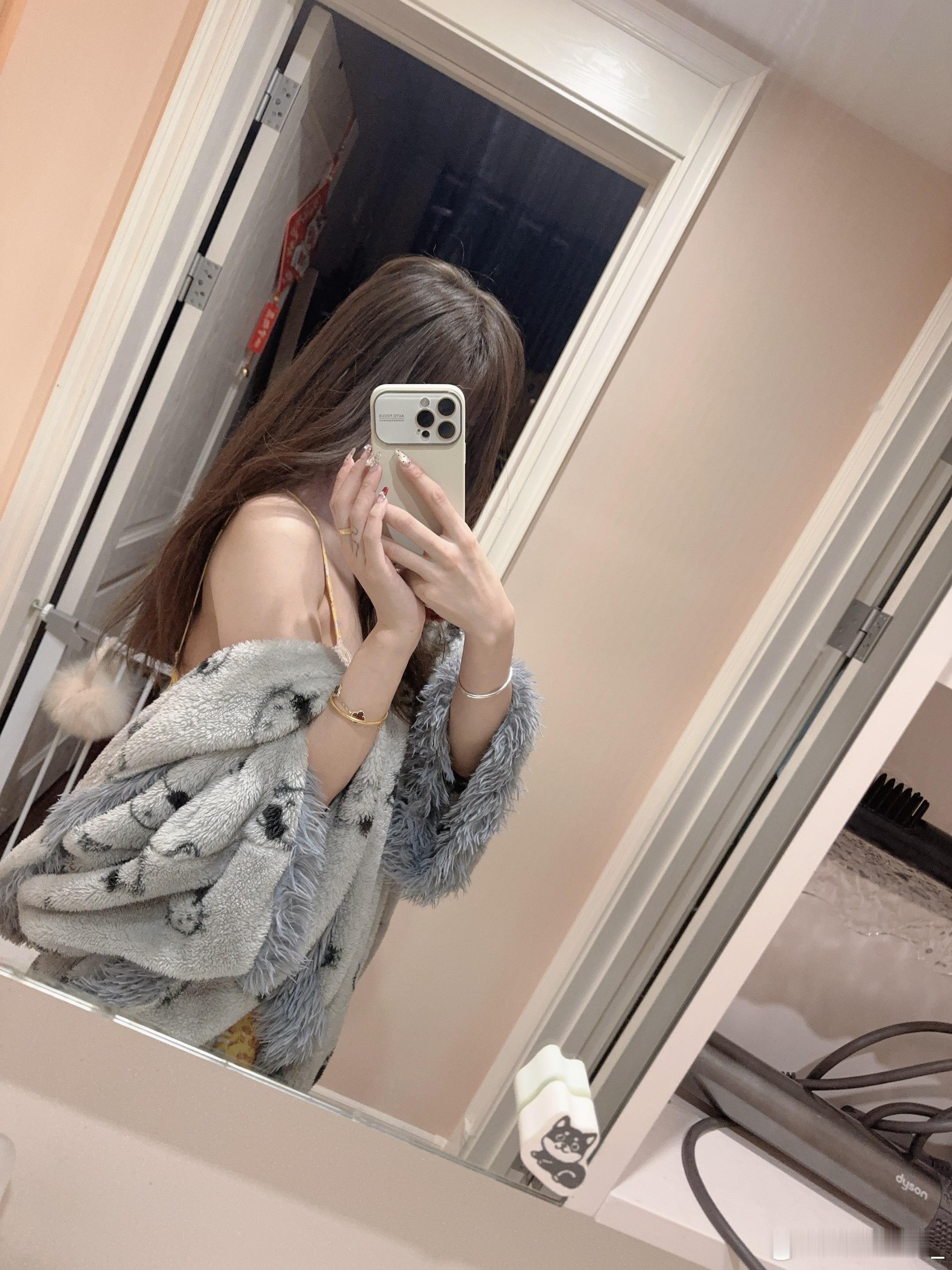 2025新目标 养好头发 养好皮肤 保持体重 身体健康 