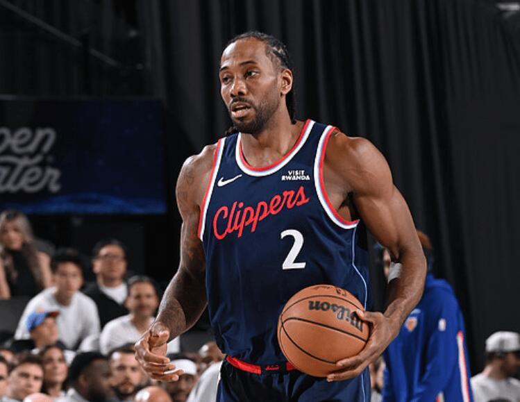 03月10日讯 今日NBA常规赛，勇士以116-119不敌爵士，快船126-11