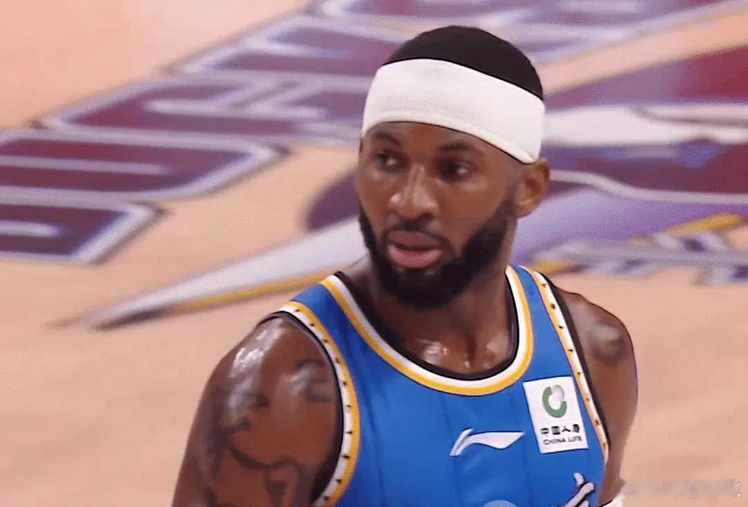 山西客胜北京终止连败 杰曼空砍29分周琦伤退1月16日，2025-2026赛季C