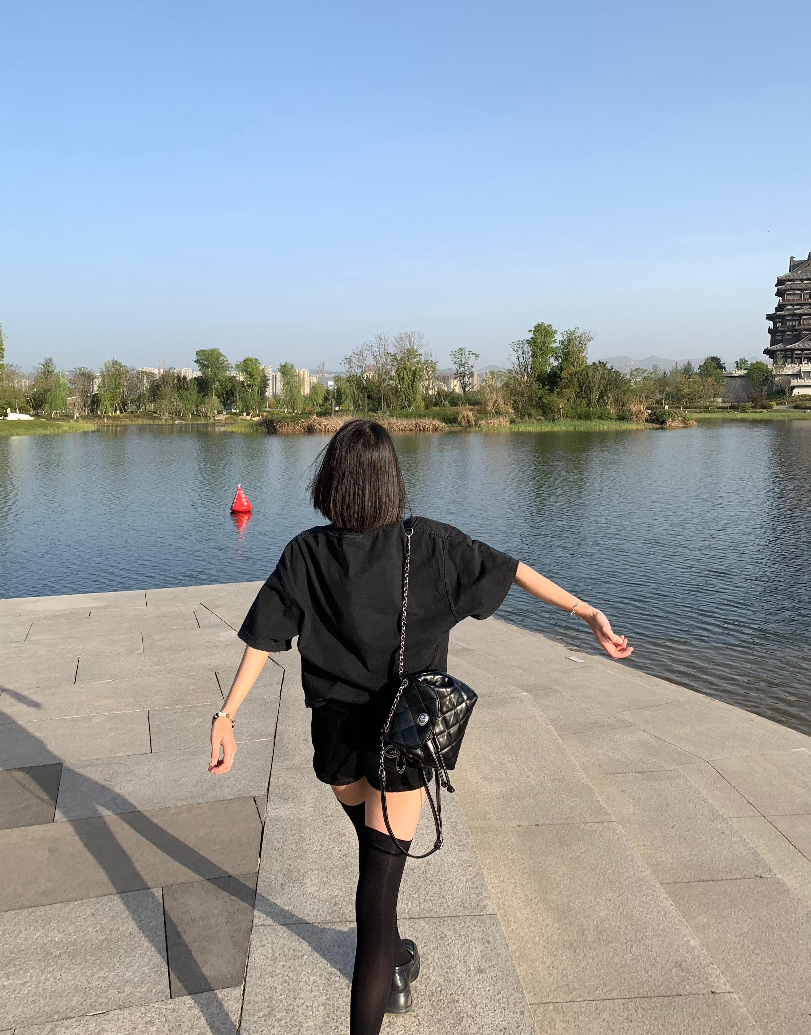 一碗热汤一份温暖陪伴，治愈一天所有疲惫 上海·苏州河