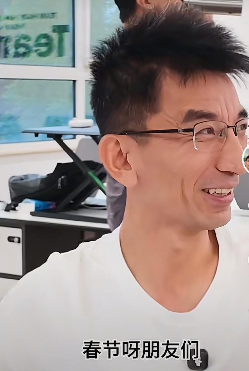 孙美丽公司没几天，要求是越来越高了，不仅要准点下班，今年刚过一半，就已经在想春节