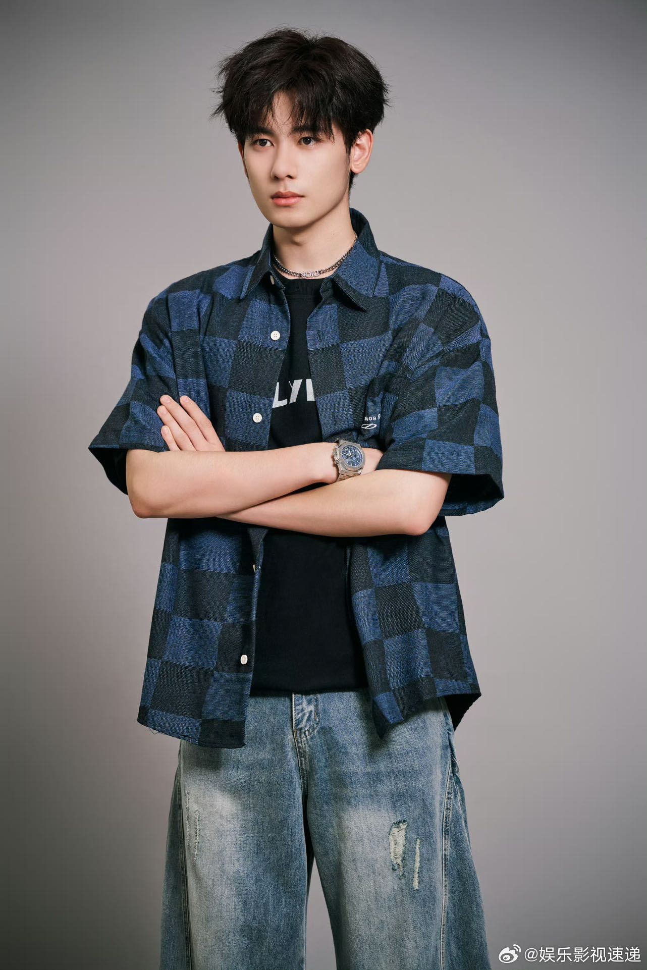 胡先煦秒删博 偷偷变美计划意外曝光，当场破防发博又光速删除，胡先煦真的又憨又萌！