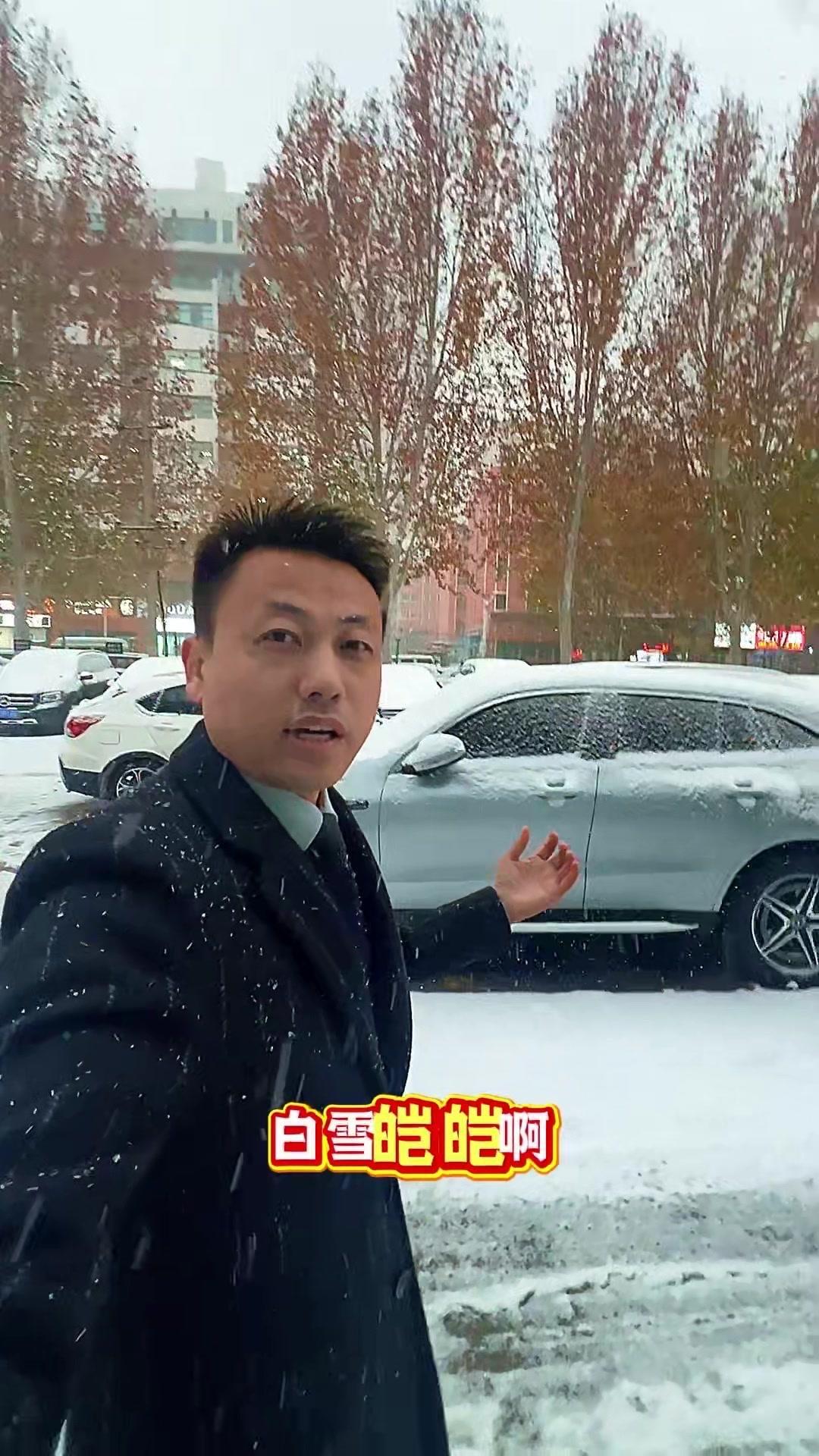 高架爬坡起不了步时，暂时关掉ESP能帮你顺利起步，等车子动起来再打开。毕竟ESP