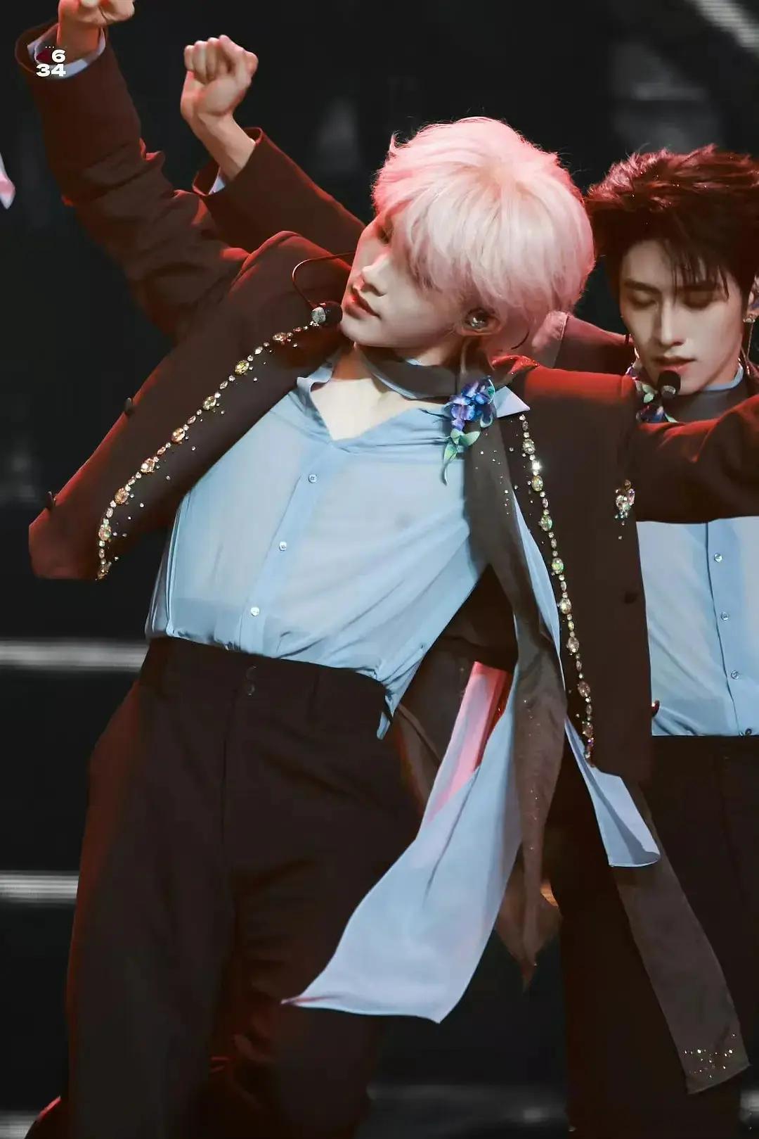 不用谢我 你们慢慢看