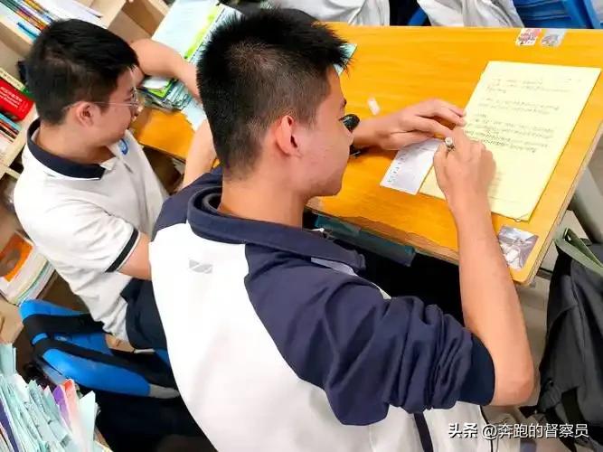 数学学习中需要大量刷题吗? 对于这个话题，不同的学生有不同的刷题量，如果学习能力