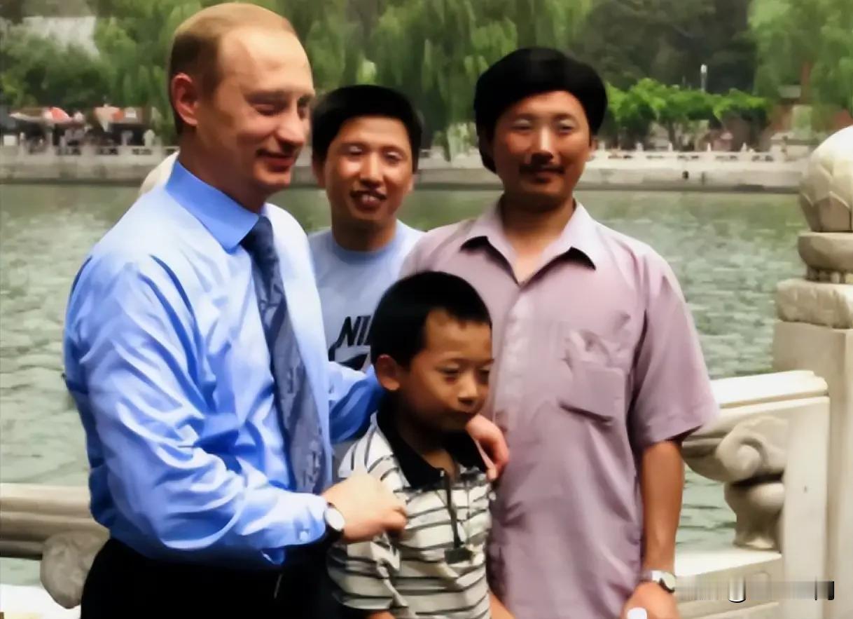 岳阳惊喜！湖南惊喜！
        俄罗斯总统普京此次访华，有一个日程之外的特