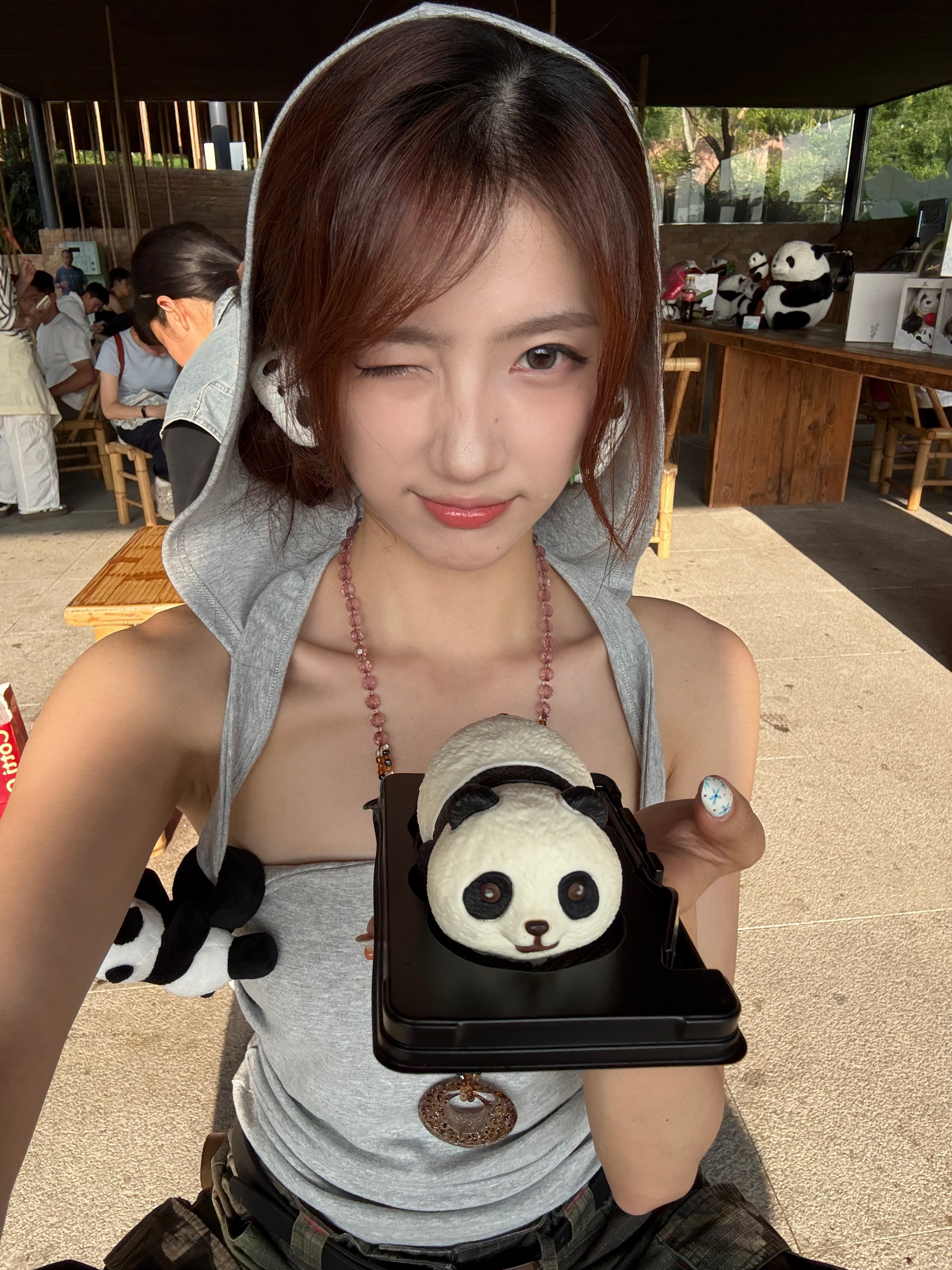 来看panda了代价是挨咬47口 ​​​