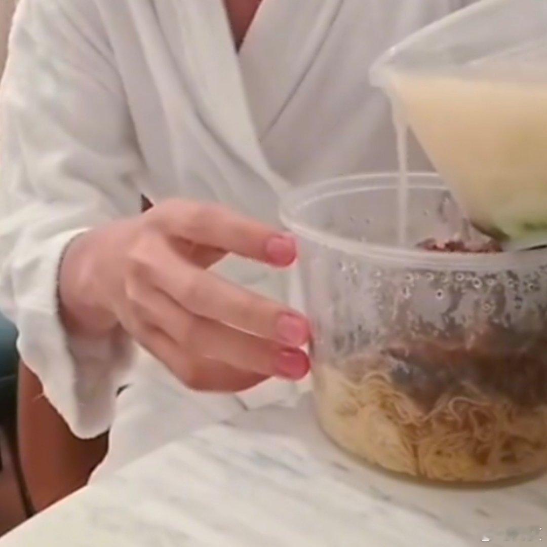 真的又粉又嫩又细又长的