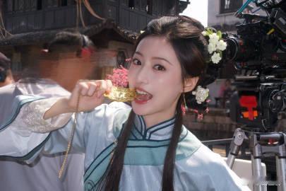 胡连馨版的金锁好灵动好可爱呀！这次的角色还真的是有点惊喜！新版的还珠 