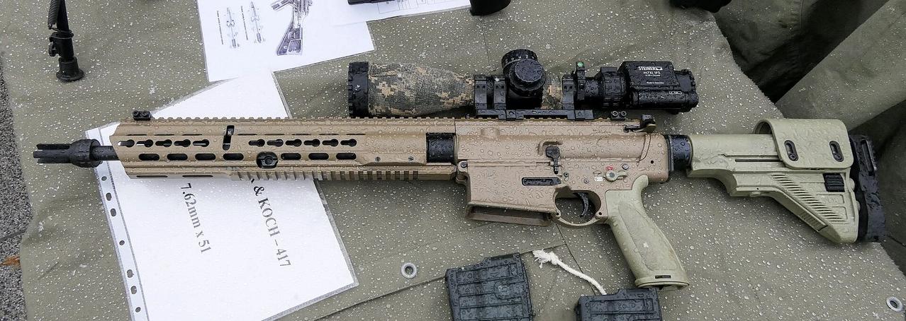 HK417 7.62毫米半自动精确射手步枪，保加利亚特种作战部队使用。