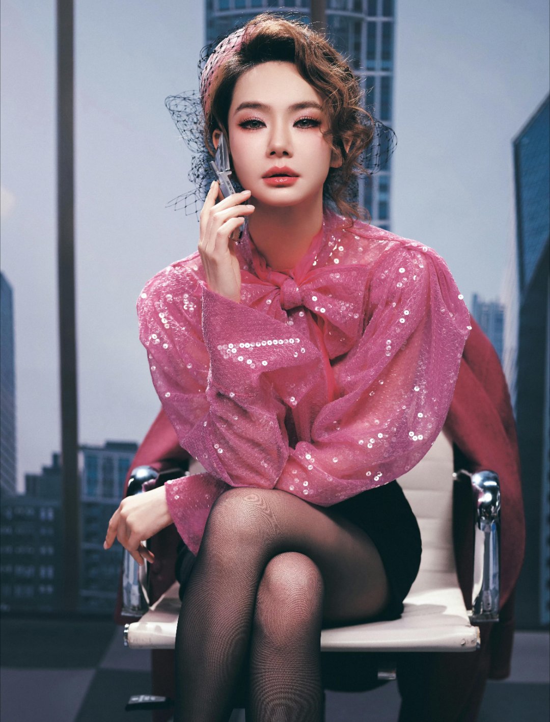 戚薇战损美人鱼 姐就是姐，美商永远在线，从来不重复自己，每次出来都让人眼前一亮，