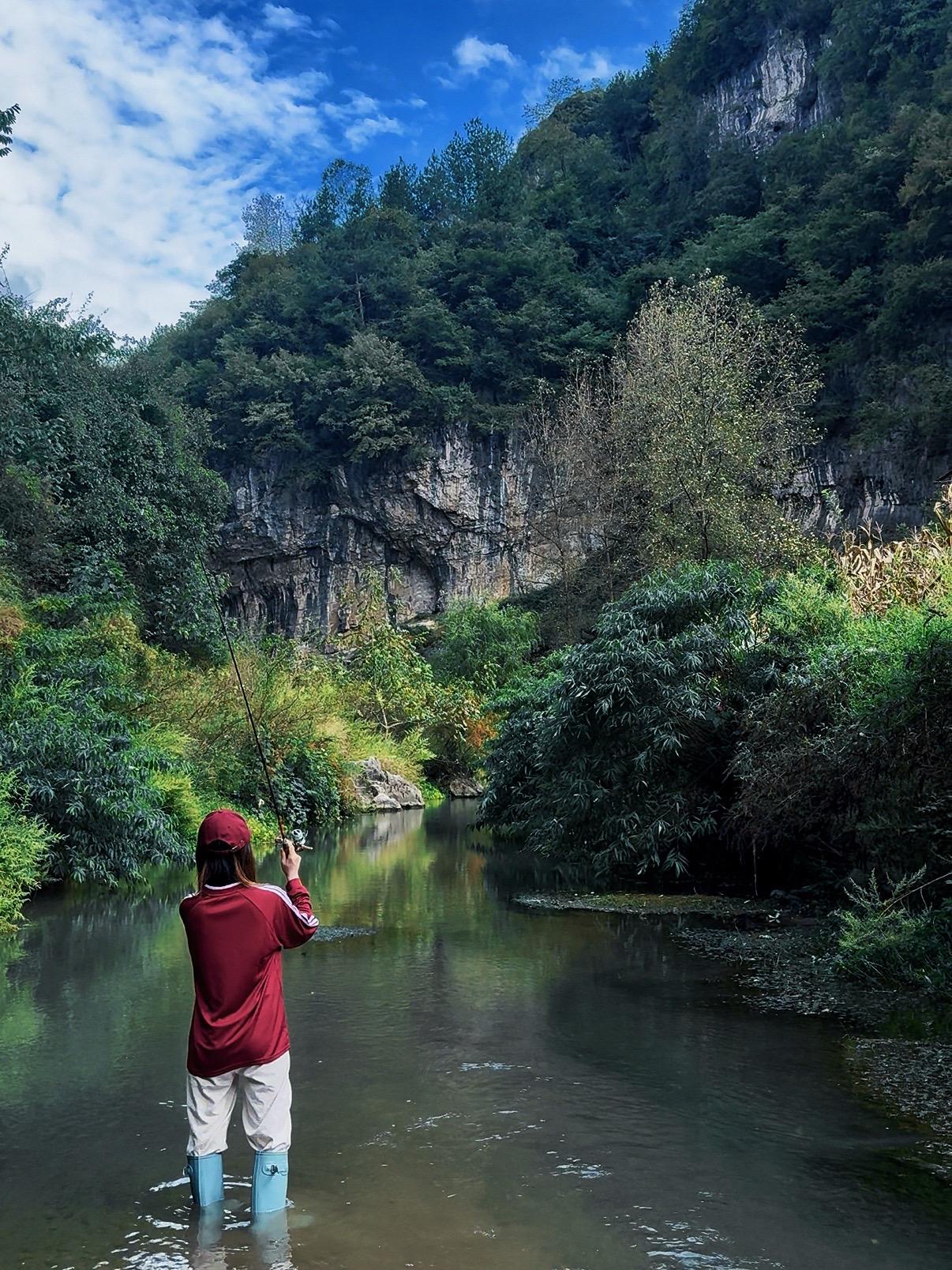 毕节值得👏👏👏。毕节值得👏👏👏  好看好玩好吃，就是没钓到鱼😑
