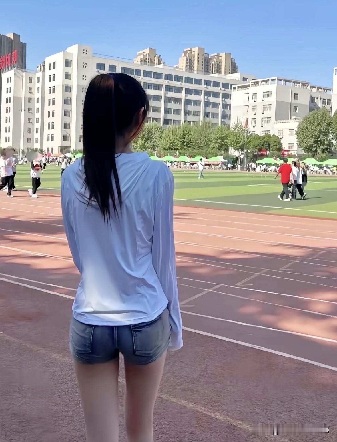 可爱甜妹穿搭分享