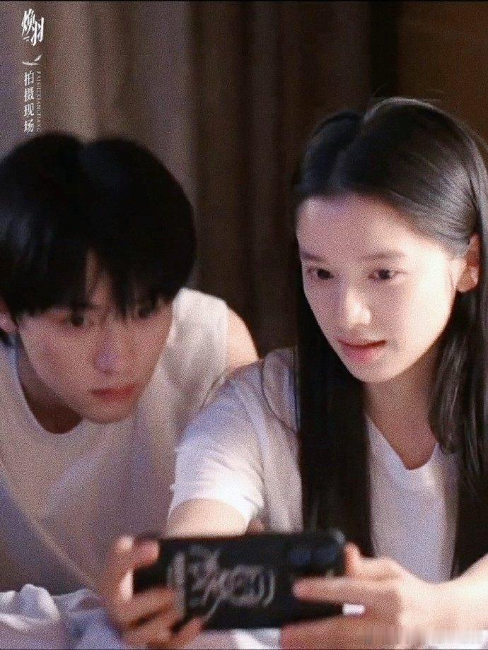 周翊然张婧仪这两张脸放一起啥剧我都得点开看看，青春感爆棚 