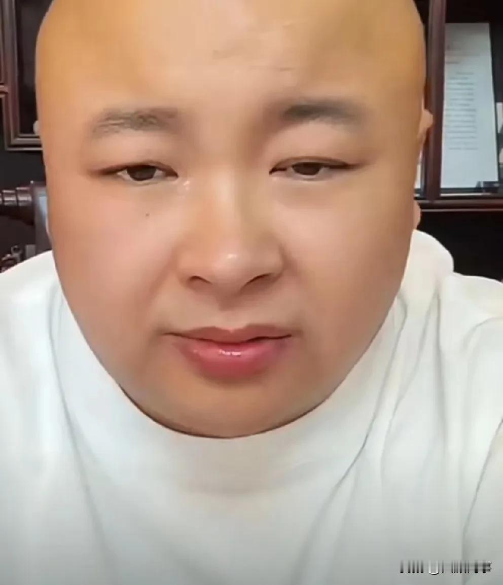 老狗点评刘二狗和小可爱分手，本就不匹配！

             他俩不可能