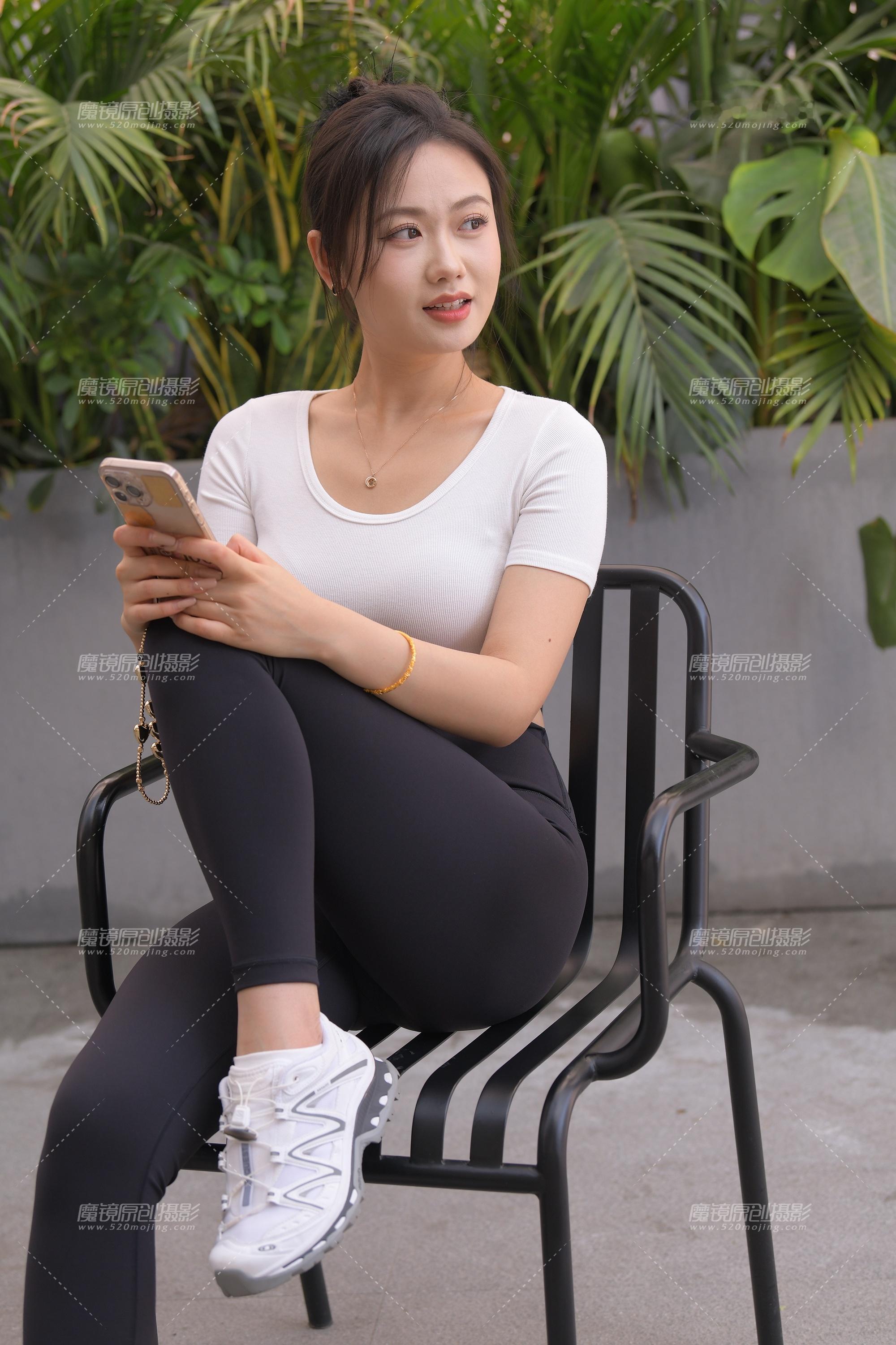 健身裤小姐姐 