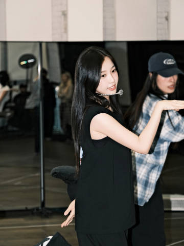 虞书欣生日派对彩排图虞书欣彩排图coming 虞书欣生日派对彩排图 