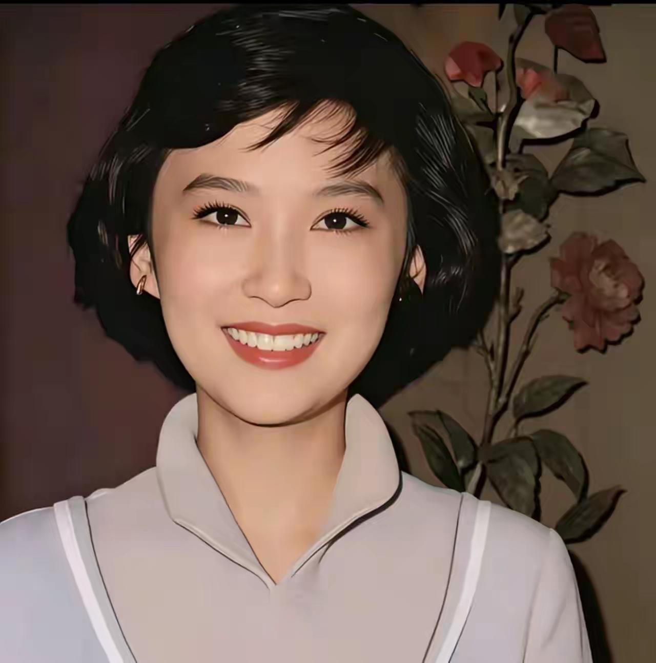 天呐，第一位美女美若天仙，林青霞在她面前只能排第二，你知道这位美女是谁吗？