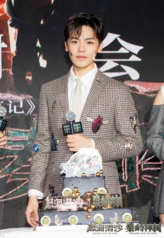 《玉茗茶骨》中侯明昊的演技如何
年末影视圈古装剧扎堆，侯明昊直接“霸屏”，《逍遥