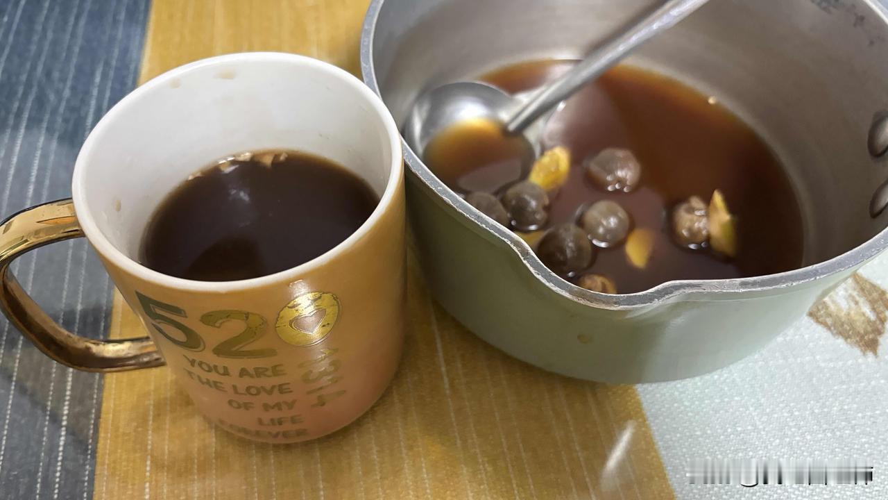 老公在路上看到我，却绝尘而去
和老公闹矛盾了，自己一个人走在这寒冬腊月夜里的冷风