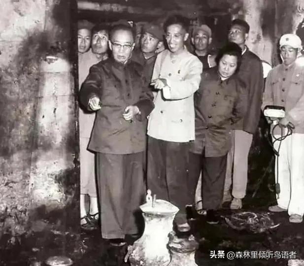 1956年，国内考古界启动一次极具争议的考古工程，郭沫若牵头团队，正式开挖明代万