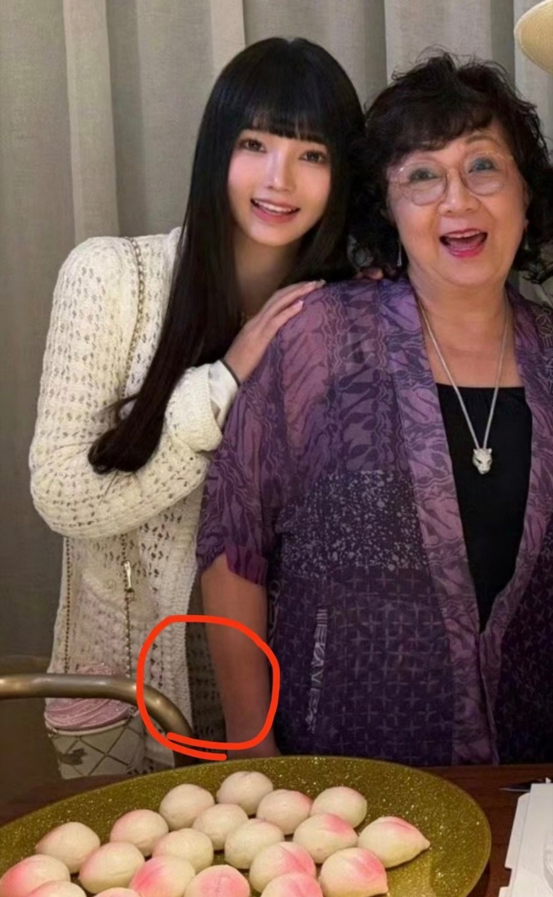 林俊杰官宣恋情合理猜测一下，女方是不是怀孕了