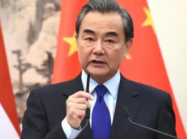 40000人阵亡，100艘战舰会被击沉？美媒表示，台海开战解放军伤亡惨重，大陆在