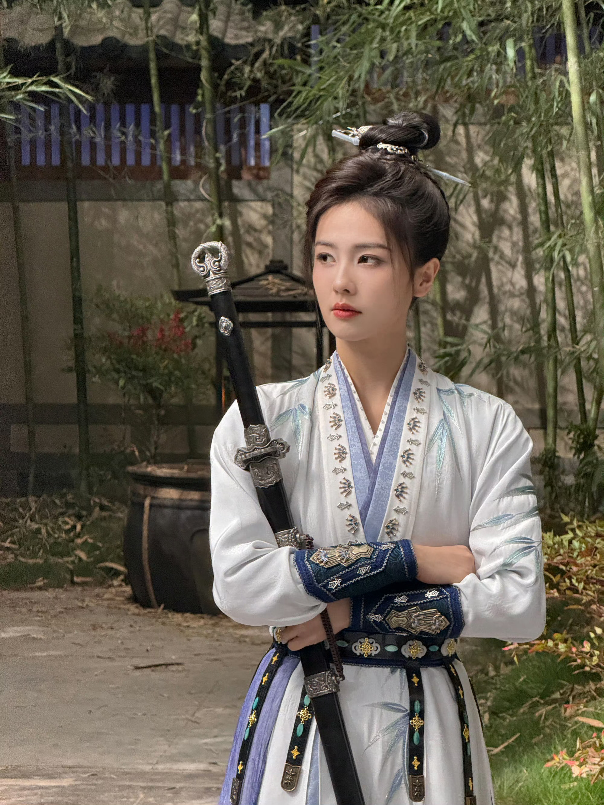 白鹿好哦 今晚继续看李佩仪啦~~我已经迫不及待了