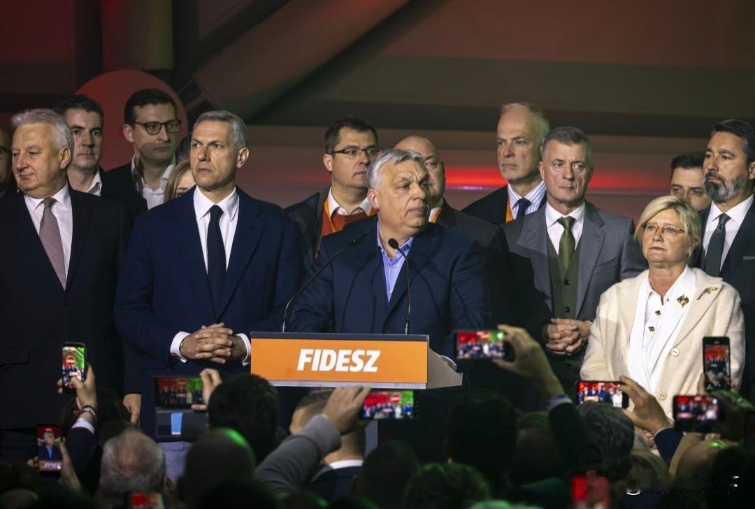 欧尔班败选，网上有人认为，主要原因之一就是匈牙利这些年的发展没有达到当地人的期望