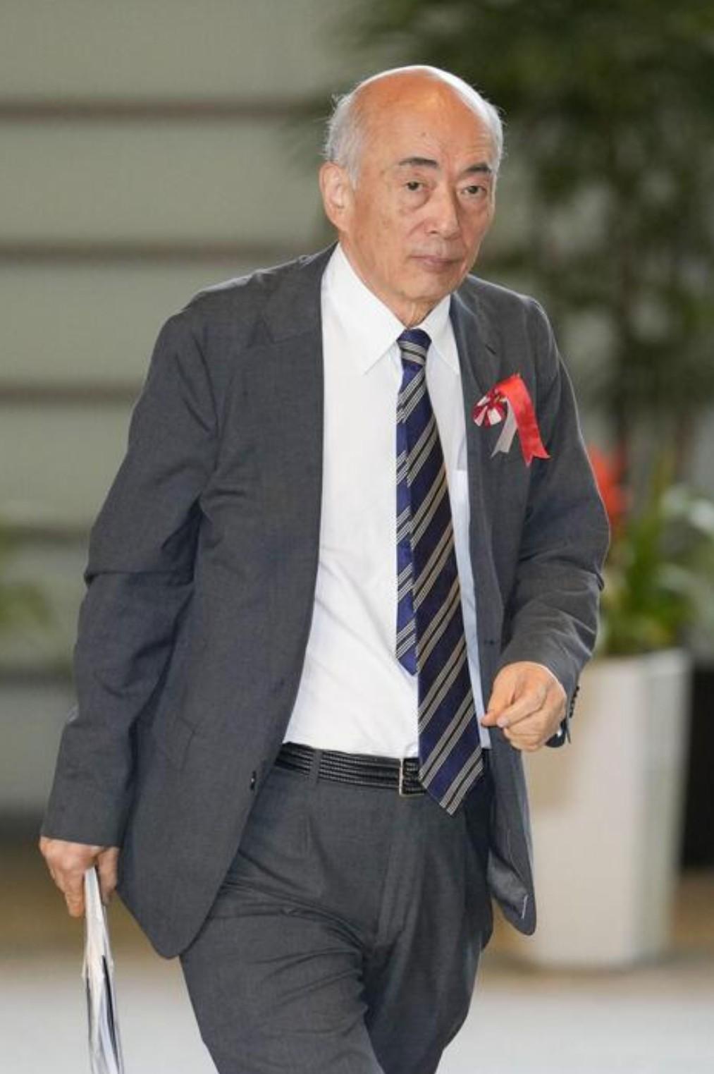 【日本专家会议对修改安保三文件会议赞成修改无核三原则。】6月8日，综合多家日媒报